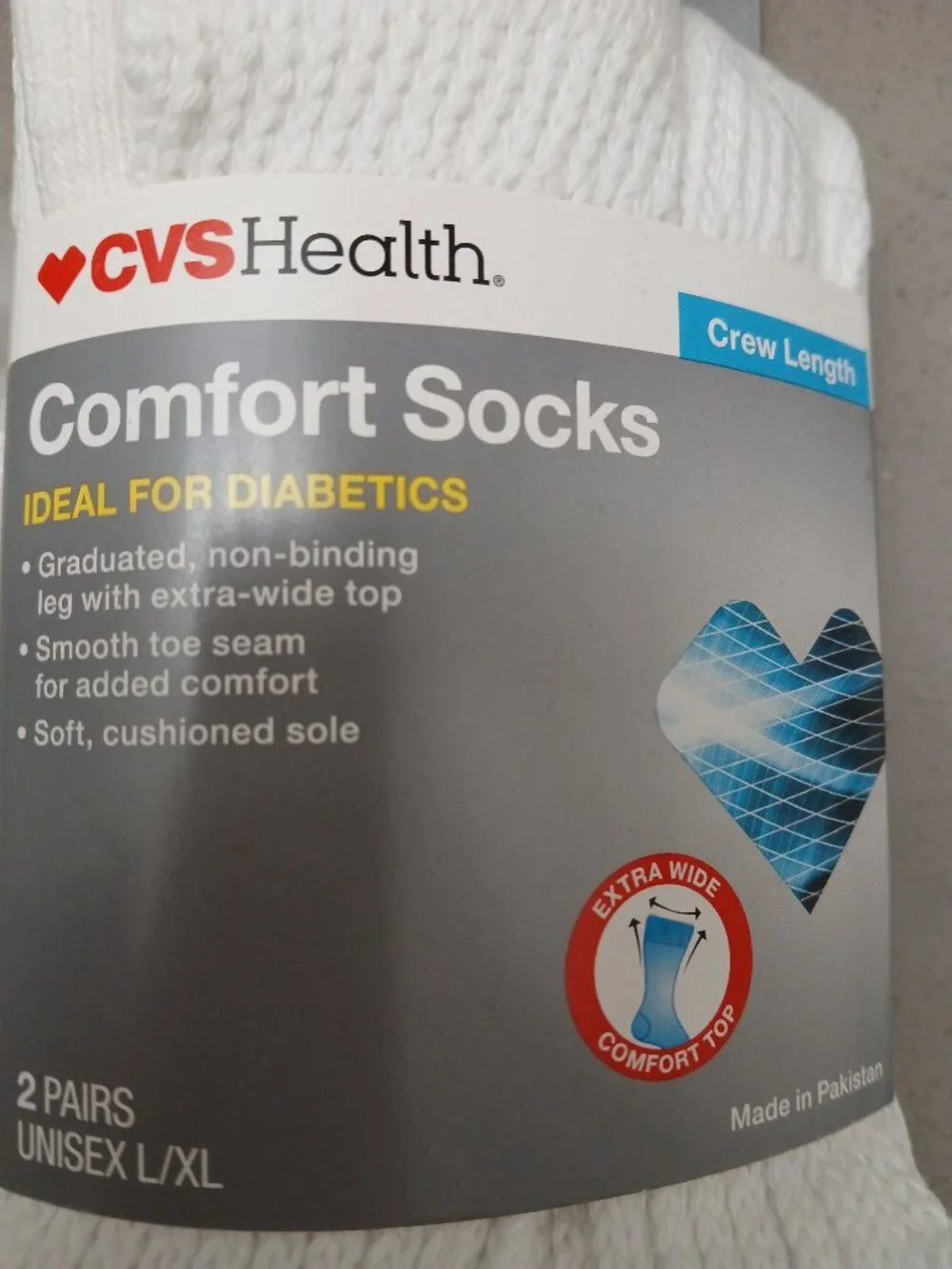COMFORT 2 PACK WHITE SOCKS SIZE LARGE / X LARGE NWT